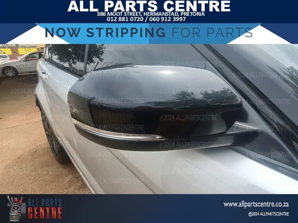 2013 Land Rover Range Rover Evoque side mirrors for sale used - Private Seller