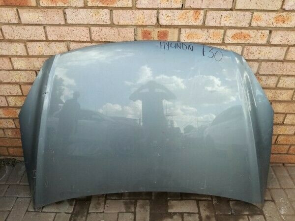 Hyundai i30 Bonnet - Private Seller Hyundai i30 Bonnet - Private Seller