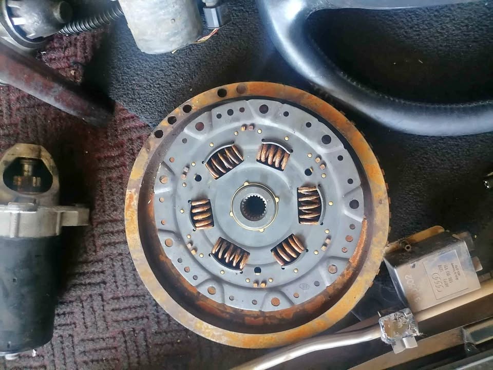 Audi A6 clutch plate - Private Seller Audi A6 clutch plate - Private Seller