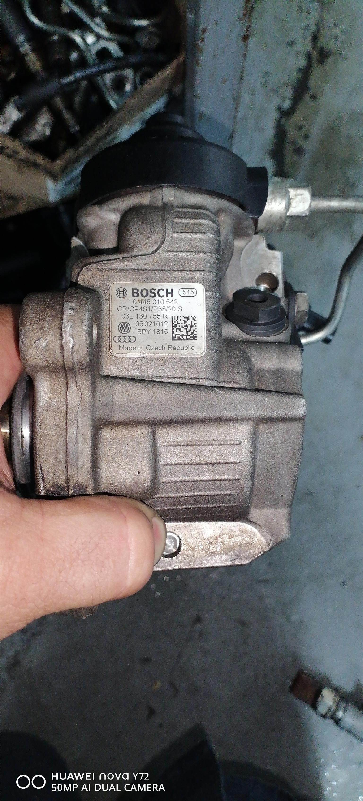 Vw 132 kw komi. Injectors. Fuel rail. High pressure is pump - Private Seller Vw 132 kw komi. Injectors. Fuel rail. High pressure is pump - Private Seller