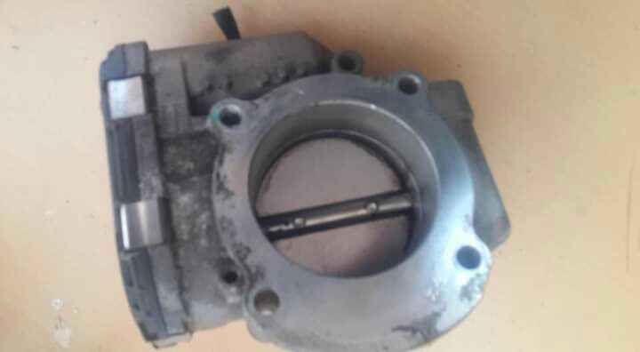 Hyundai ix35 (G4KD) throttle body - Private Seller