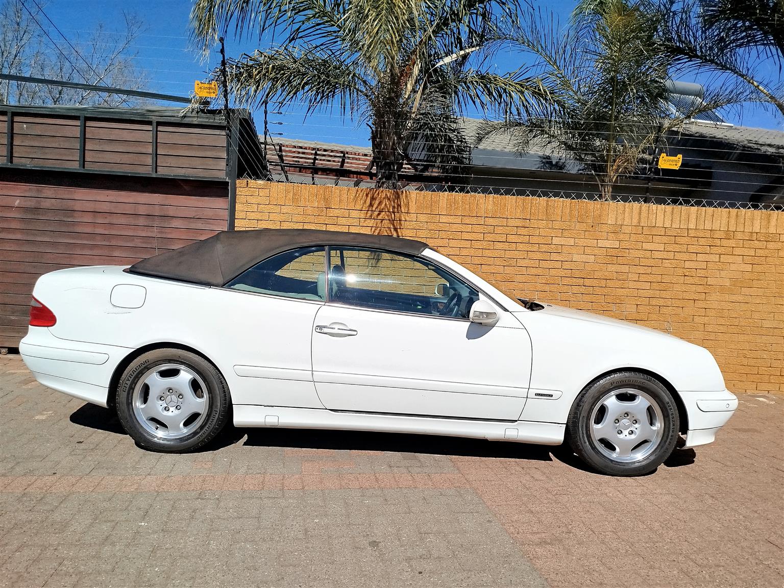 Used 2002 Mercedes-Benz CLK CLK320 cabriolet Avantgarde - Private Seller Used 2002 Mercedes-Benz CLK CLK320 cabriolet Avantgarde - Private Seller