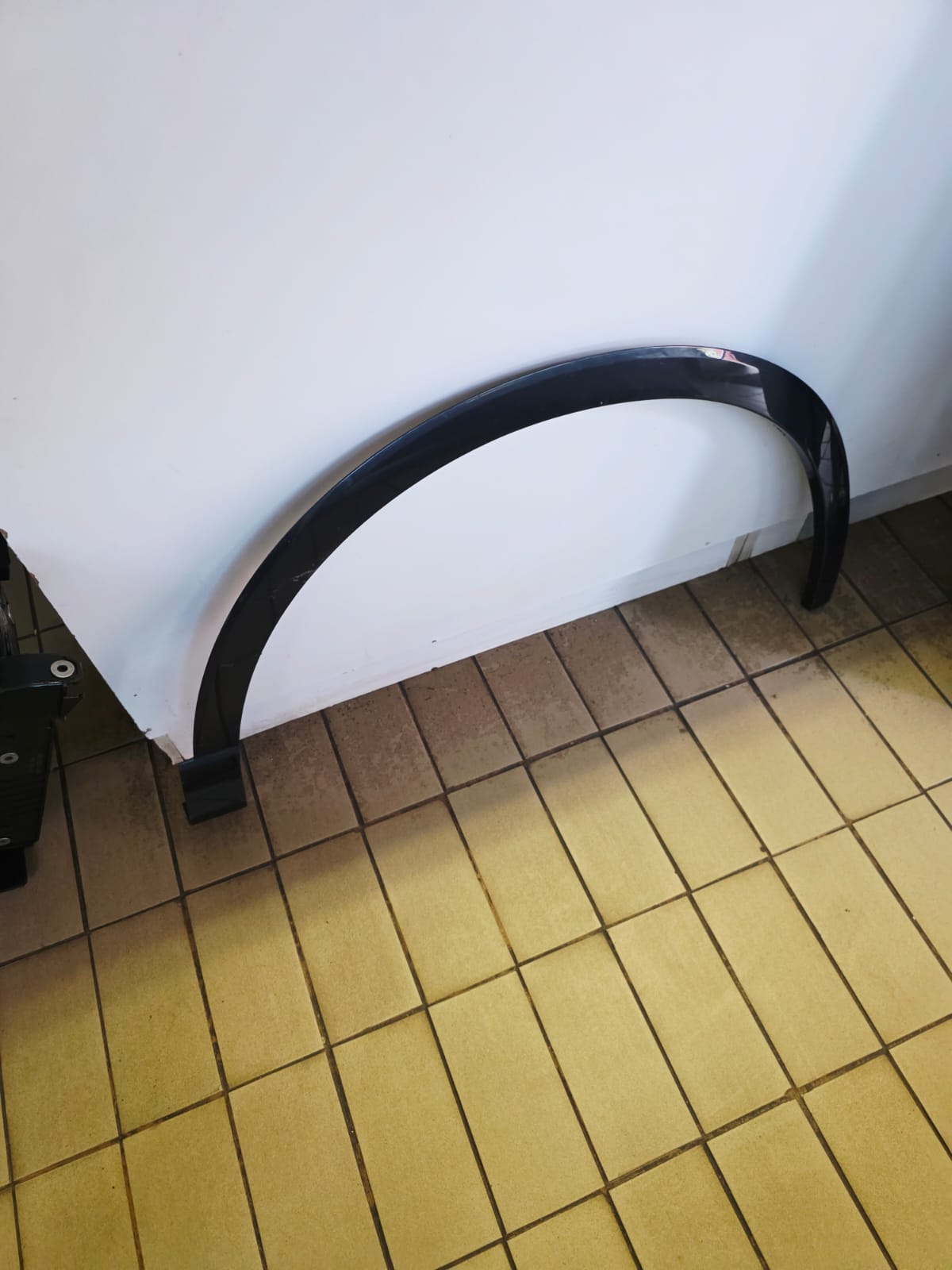 AUDI Q3 SLINE FRONT RIGHT WHEELARCH - Private Seller