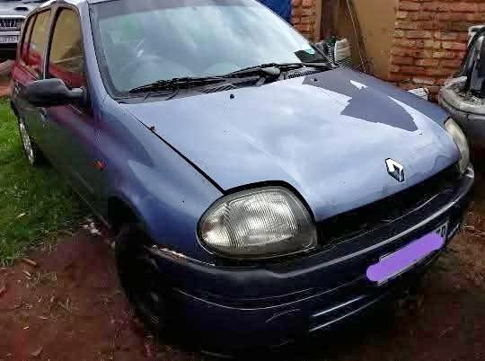 RENAULT CLIO - Private Seller RENAULT CLIO - Private Seller