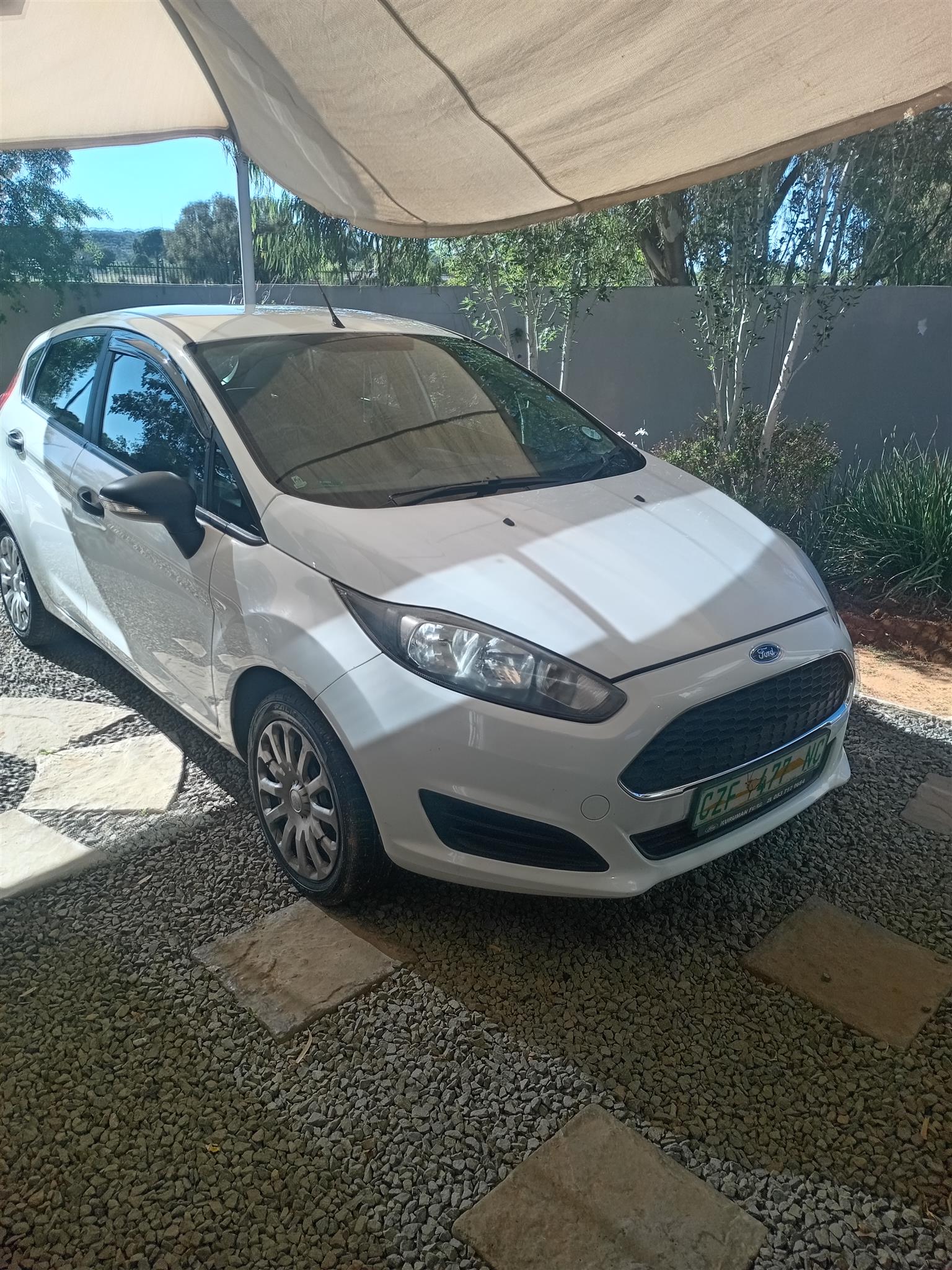 Used 2017 Ford Fiesta 5-door 1.4 Ambiente - Private Seller Used 2017 Ford Fiesta 5-door 1.4 Ambiente - Private Seller