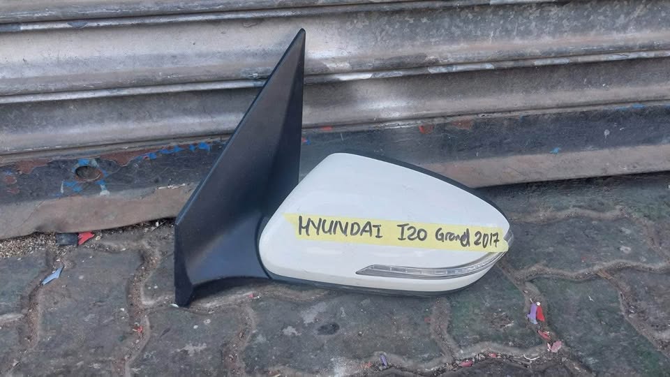 Hyundai i20 Grand side mirror 2017 - Private Seller