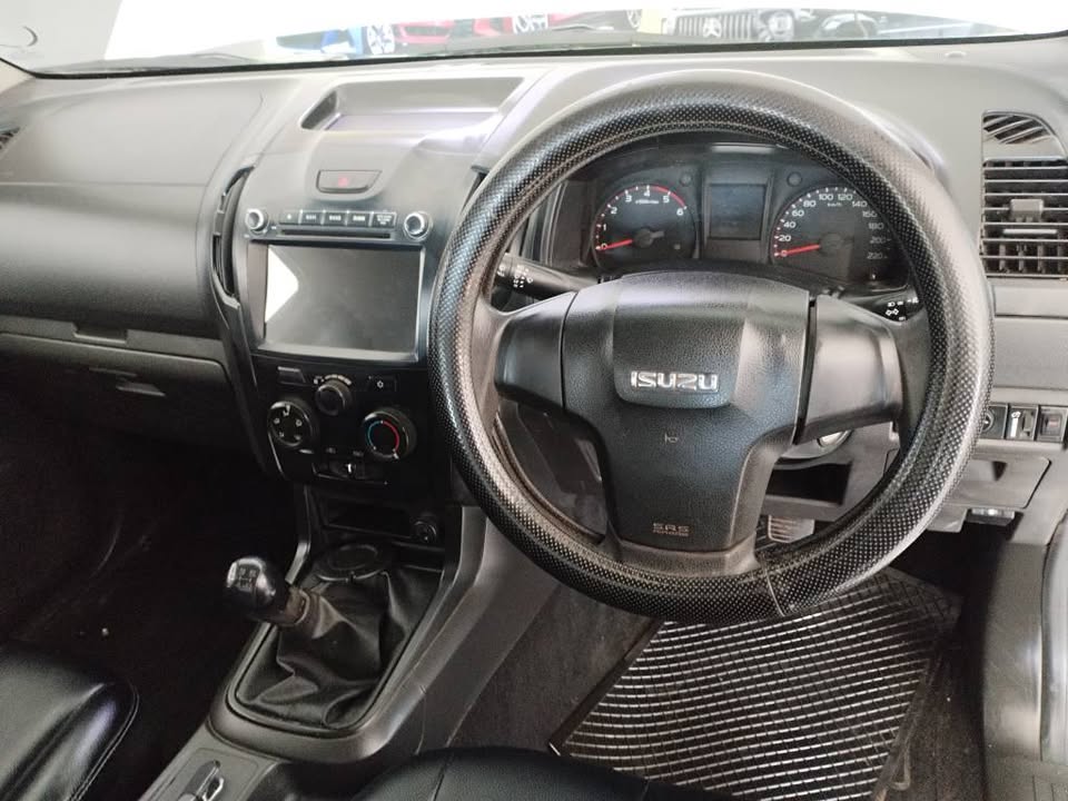 2014 ISUZU KB250 D MAX HIGH RAIDER SINGLECAB MANUAL