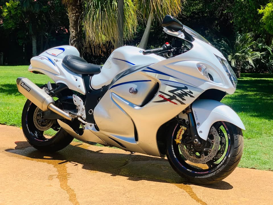 2016 Suzuki gsxr1300 Hayabusa!!! - Private Seller 2016 Suzuki gsxr1300 Hayabusa!!! - Private Seller