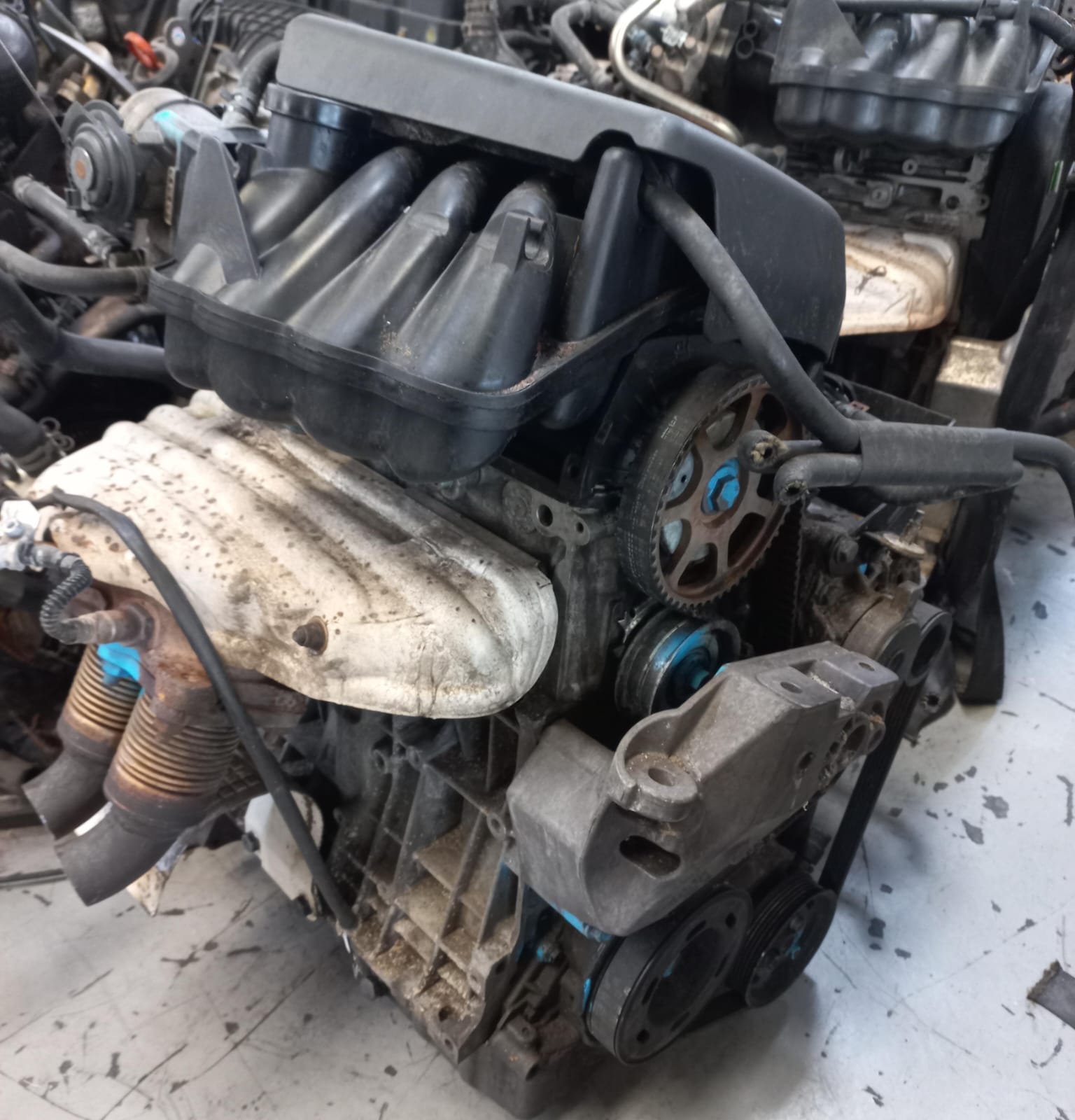 GOLF 4 1.6 4 CYL Petrol Engine (AEH) - Private Seller GOLF 4 1.6 4 CYL Petrol Engine (AEH) - Private Seller