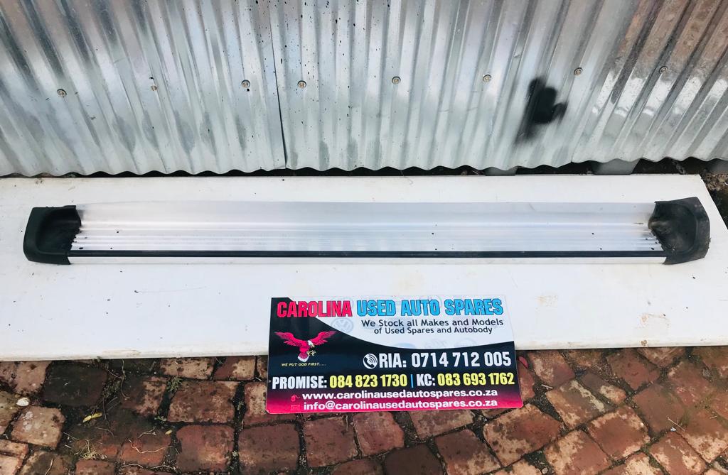 Toyota Fortuner D4D right side step (replacement) - Private Seller