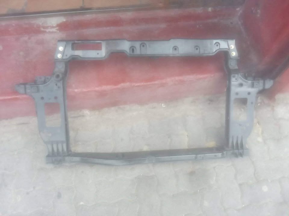 Kia Picanto cradle for sale - Private Seller Kia Picanto cradle for sale - Private Seller