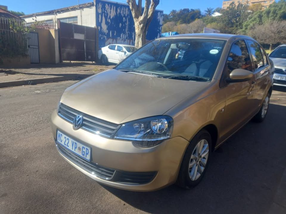 2018 VW Polo Vivo Sedan 1.4 Automatic, Gold, 79000kms