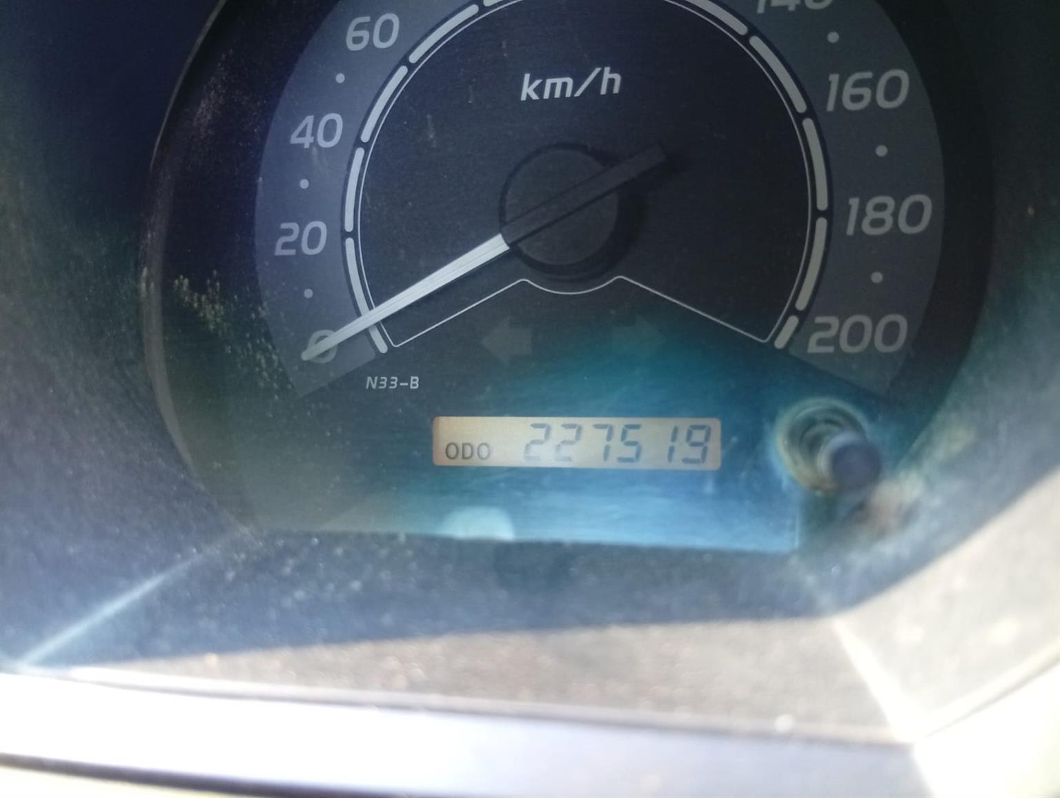 2011 Toyota Hilux 3.0 D4D High Raider SingleCab BOOT RAILINGSManual F
