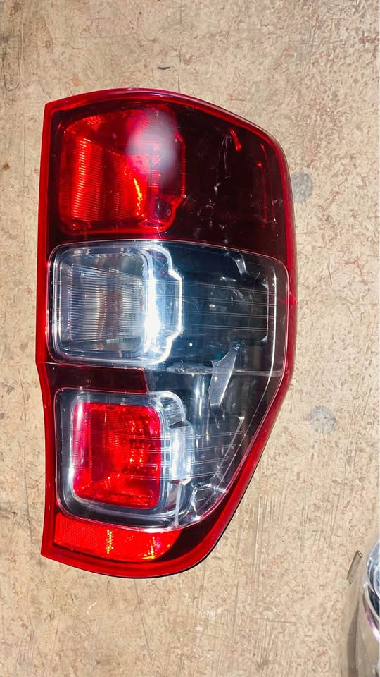 FORD RANGER T7 WILDTRACK TAILLIGHT - Private Seller FORD RANGER T7 WILDTRACK TAILLIGHT - Private Seller