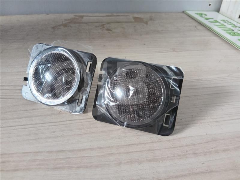 BRAND NEW INDICATOR LIGHTS FOR JEEP WRANGLER - Private Seller BRAND NEW INDICATOR LIGHTS FOR JEEP WRANGLER - Private Seller