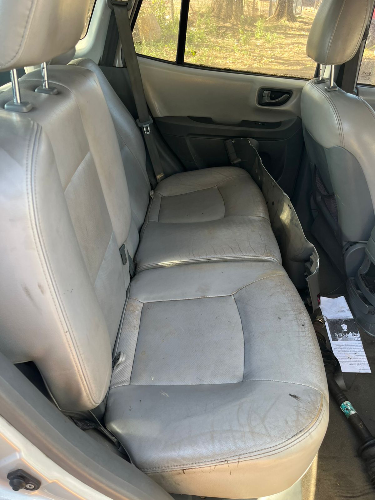 2008 Hyundai Santa Fe for stripping. No papers