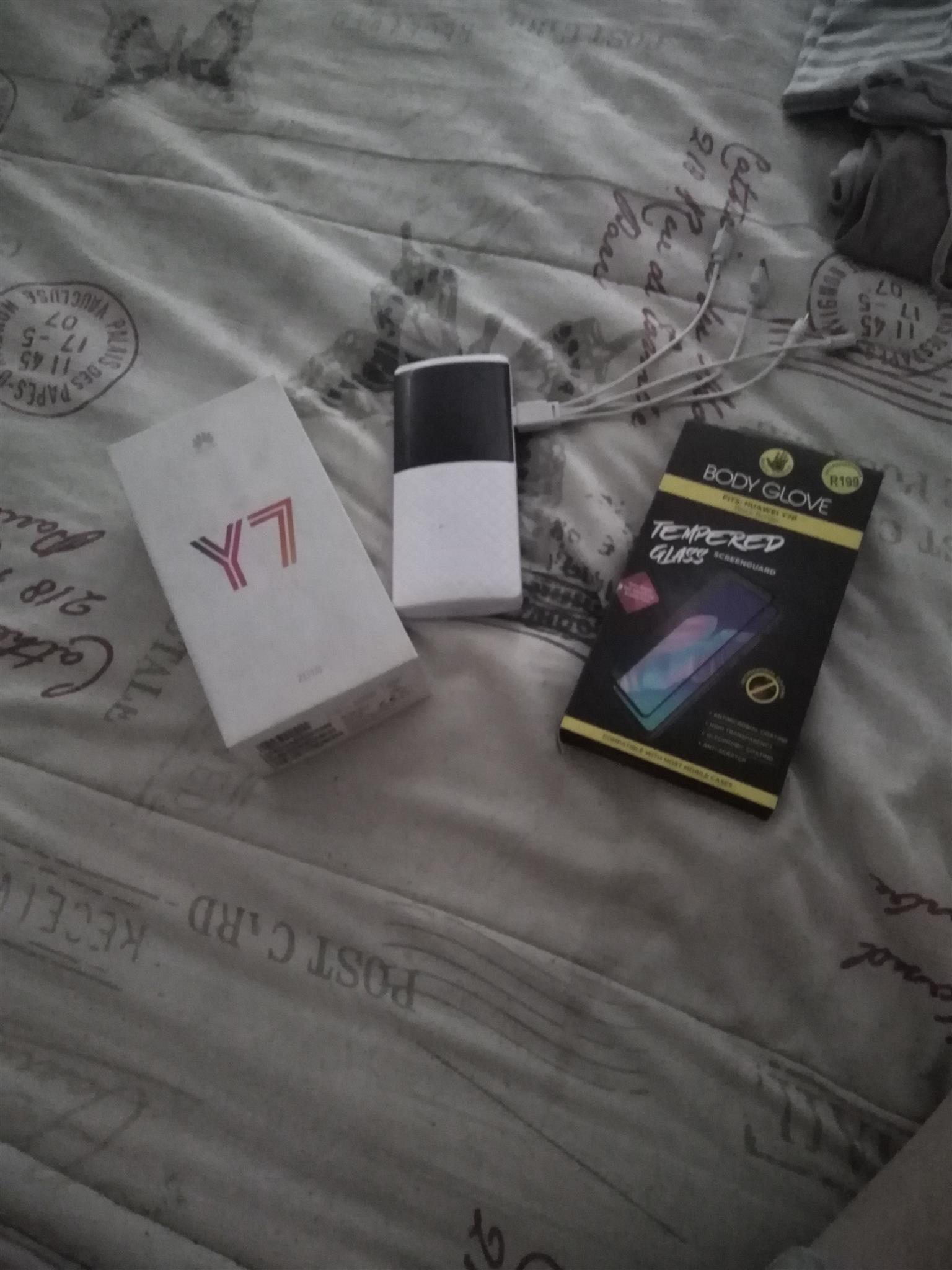 Huawei phone Y7 original box with sim remover keyer