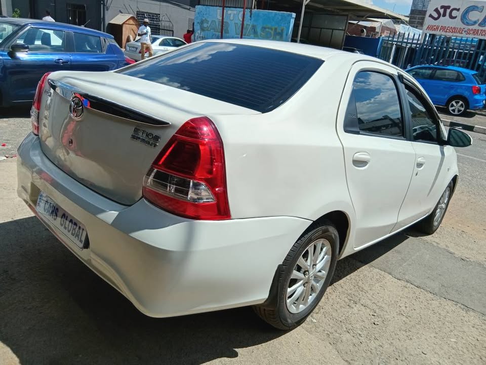 Toyota Etios 2020