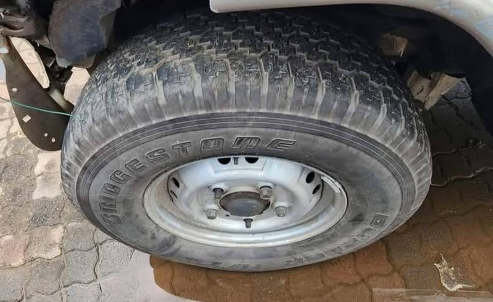2017 Mahindra bolero maxitruck stripping for parts WhatsApp or cell