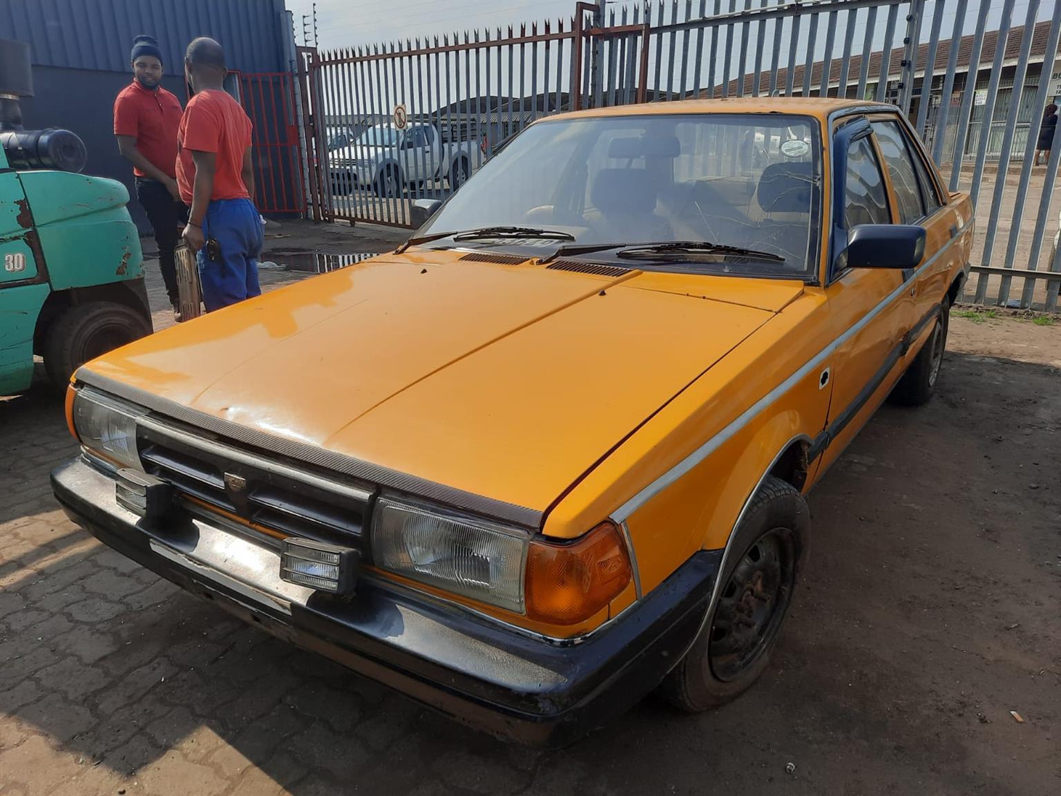 1989 Nissan Sentra box 1.3 - Stripping for Spares.