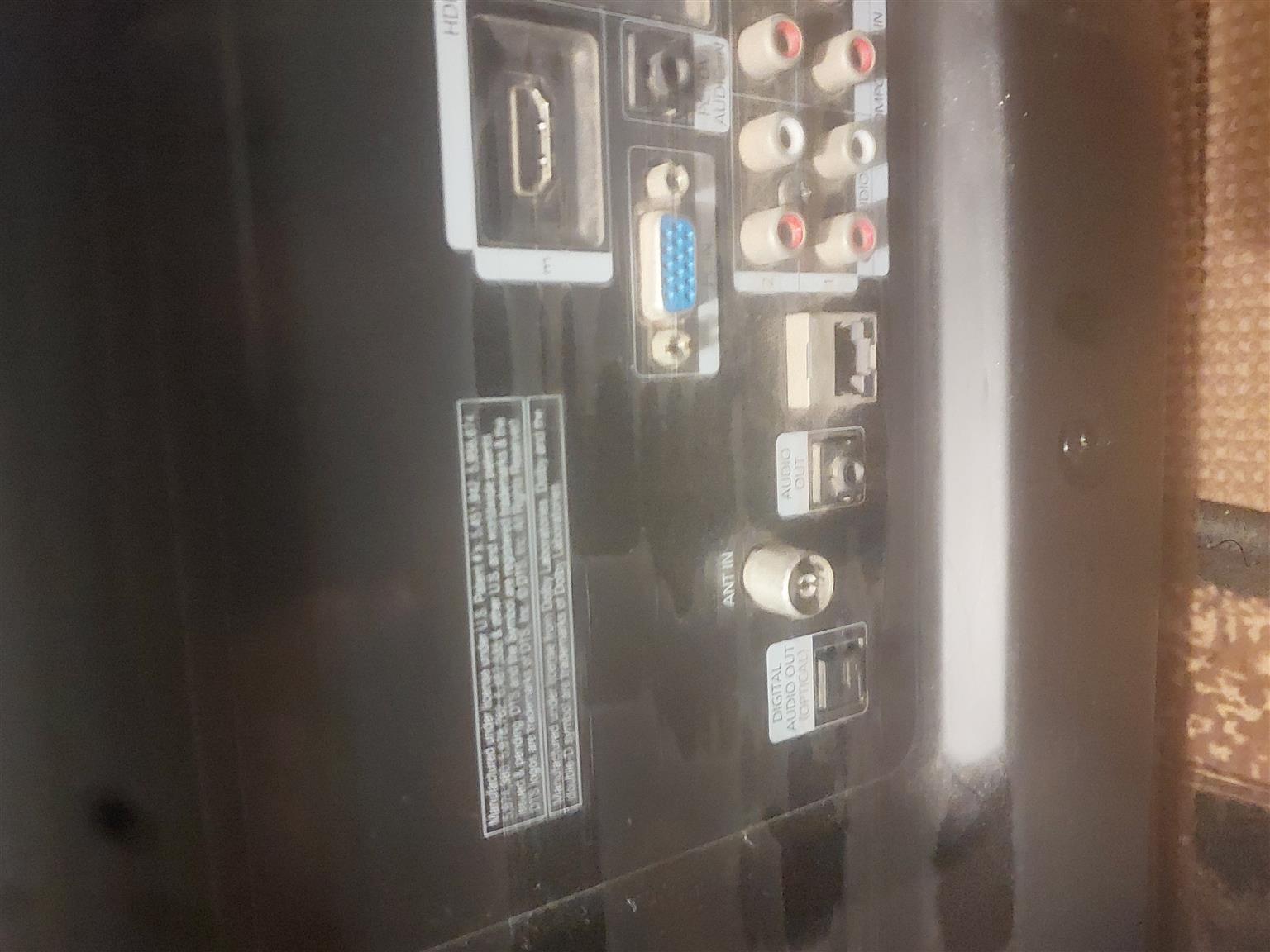 TV SAMSUNG 50" PLASMA WITH BRACKET