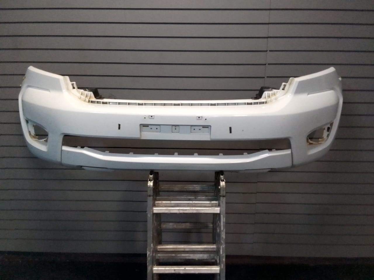 (2020-2023) FORD RANGER T8 FRONT BUMPER FOR SALE - Private Seller