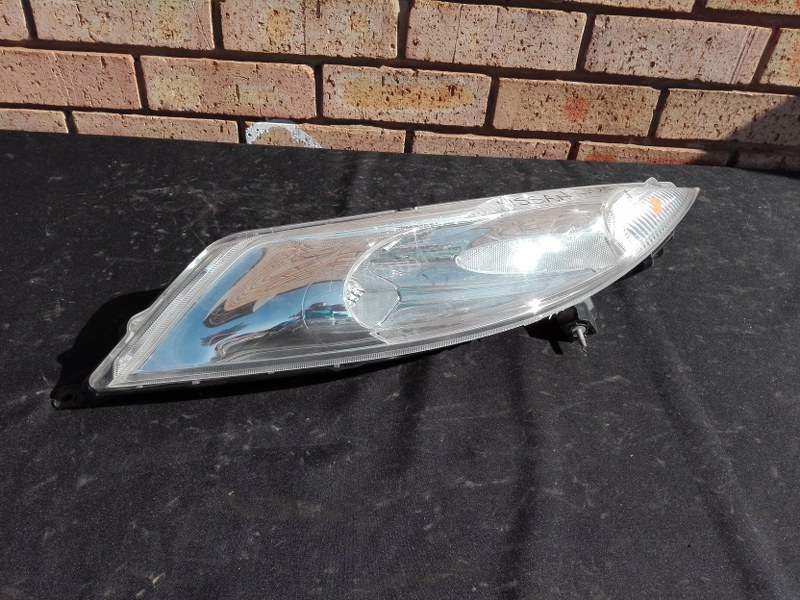 Nissan Juke right side Headlight - Private Seller