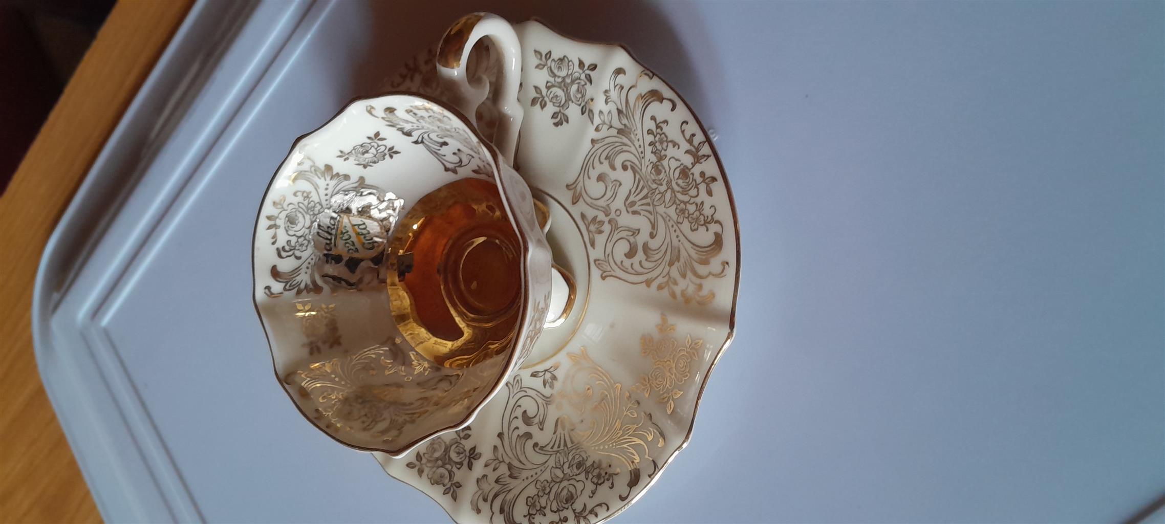 Variety of Collectable Chinese tea sets