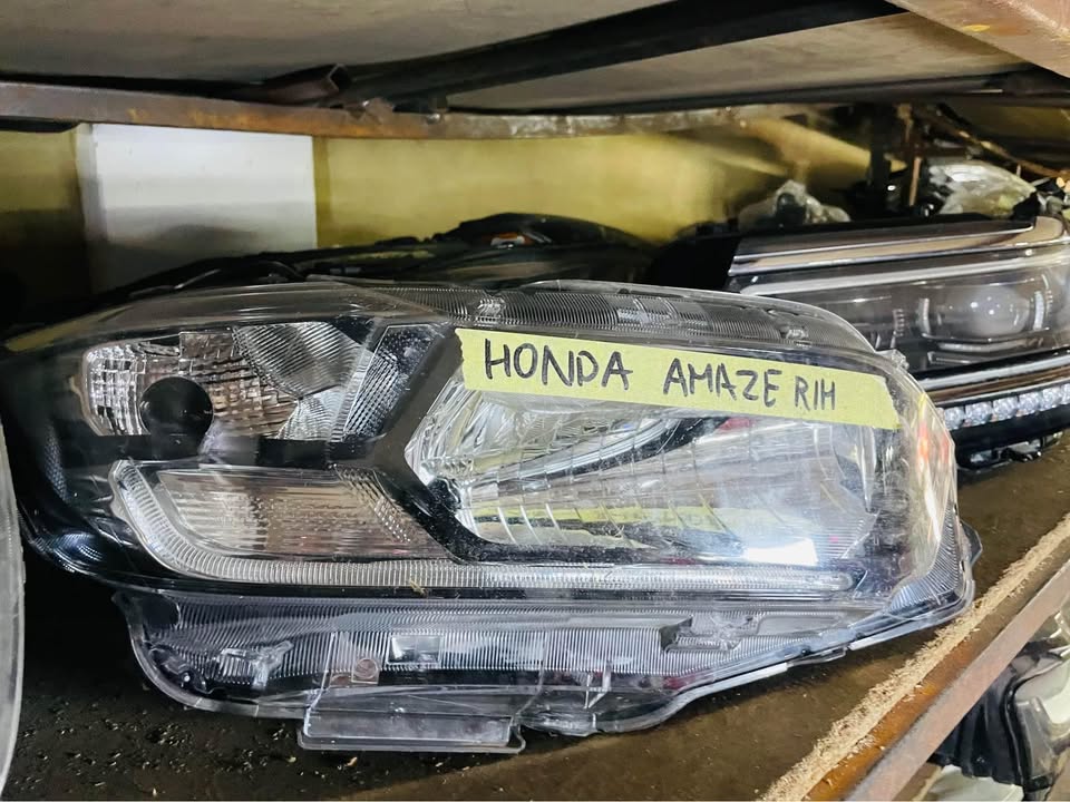 Honda Amaze headlight - Private Seller Honda Amaze headlight - Private Seller