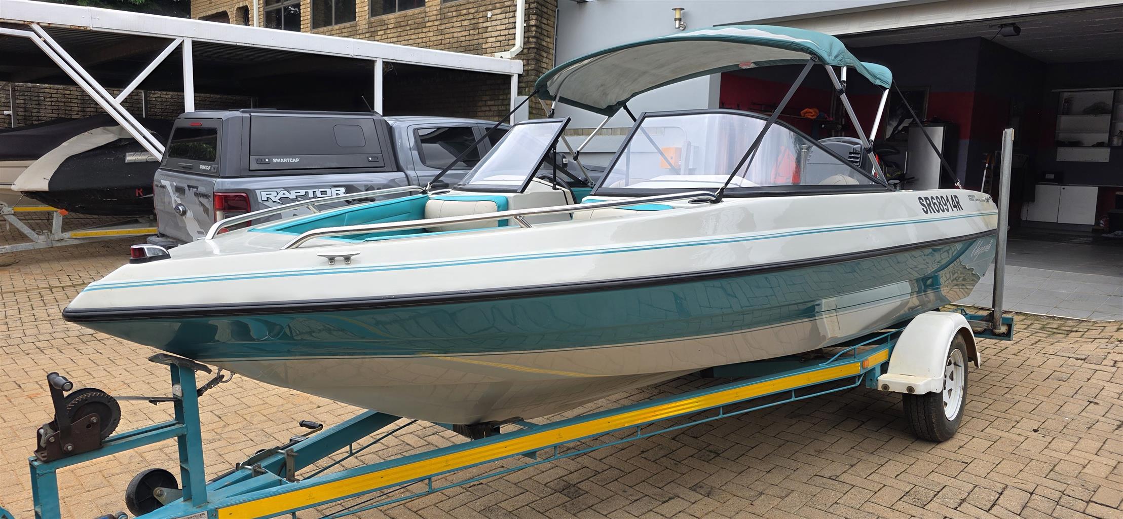 150hp EFi Viking Boat only 143 hours - Private Seller