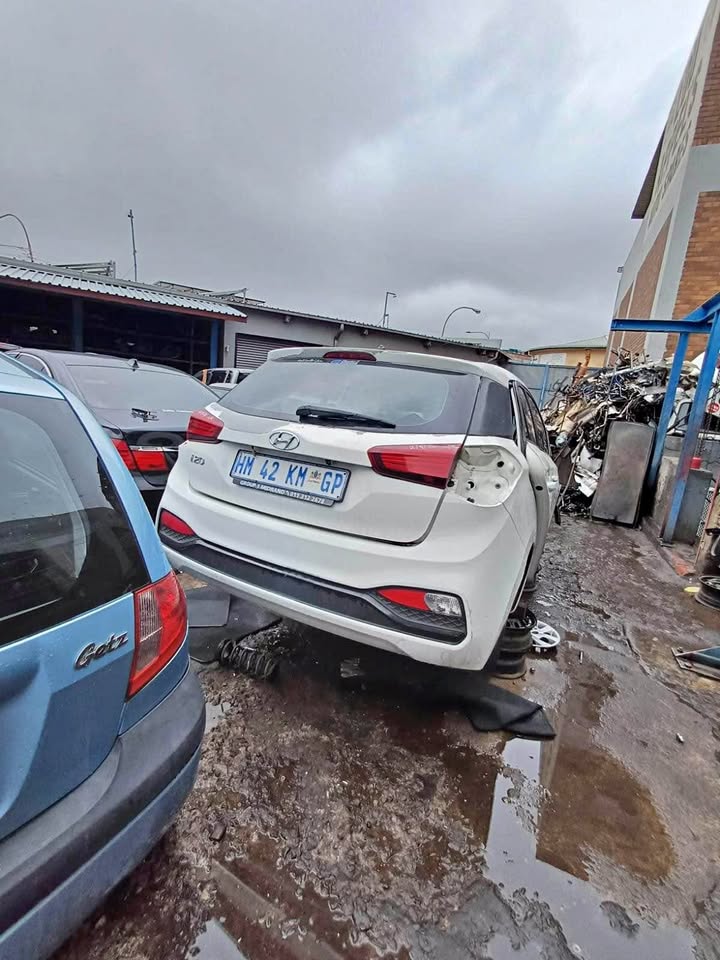 Hyundai i20 grand stripping for spares - Private Seller