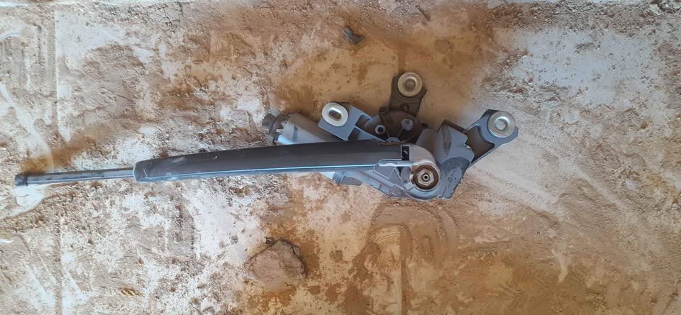 Audi A1 Rear Wiper Motor With Arm - Private Seller