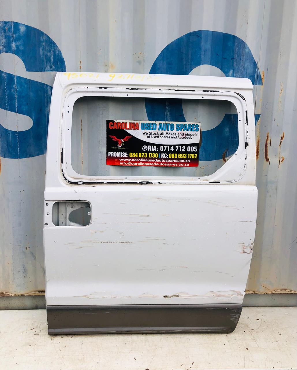 Hyundai H1 left sliding door with door trimming (2012-2018 - Private Seller Hyundai H1 left sliding door with door trimming (2012-2018 - Private Seller