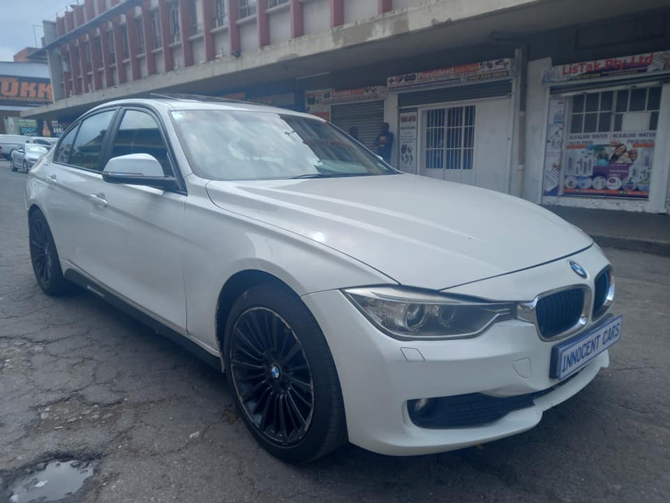 2014 BMW 320d DIESEL, AUTOMATIC TRANSMISSION, WHITE COLOUR