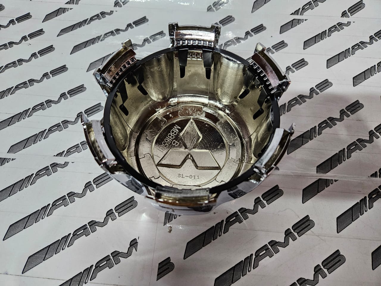 Brand New Colt Centre Wheel Cap with Spring - Private Seller