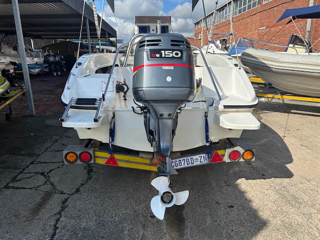 Explorer 19 CC with Yamaha 150hp Motor | Junk Mail Marketplace