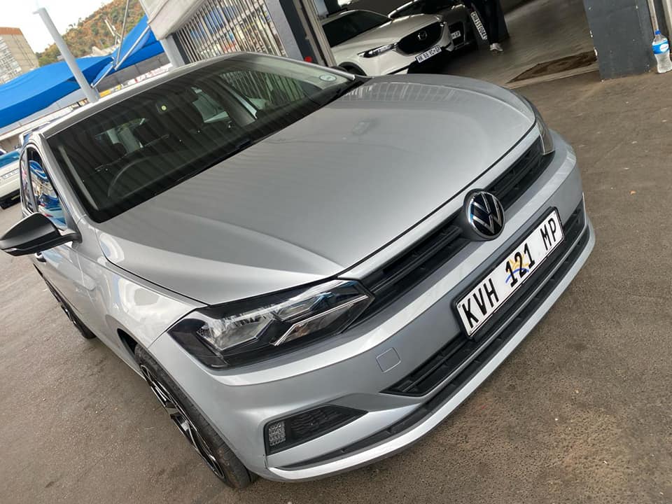 2020 VW POLO8 1.0 TSI TREADLINE MANUAL