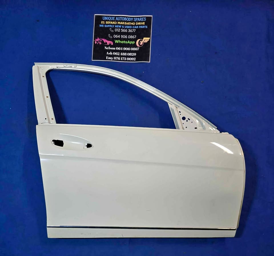 Mercedes W204 Right Front Door - Private Seller