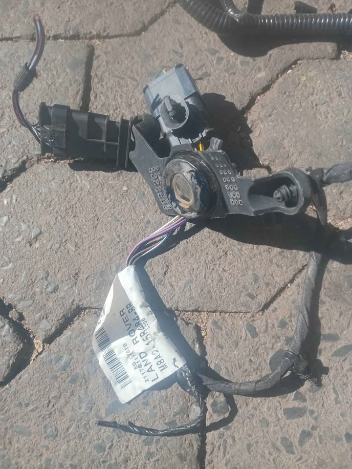 2018-2023 RANGE ROVER VELAR REAR BUMPER PARKING ASSIST WIRING HARNESS OEM USED - Private Seller 2018-2023 RANGE ROVER VELAR REAR BUMPER PARKING ASSIST WIRING HARNESS OEM USED - Private Seller