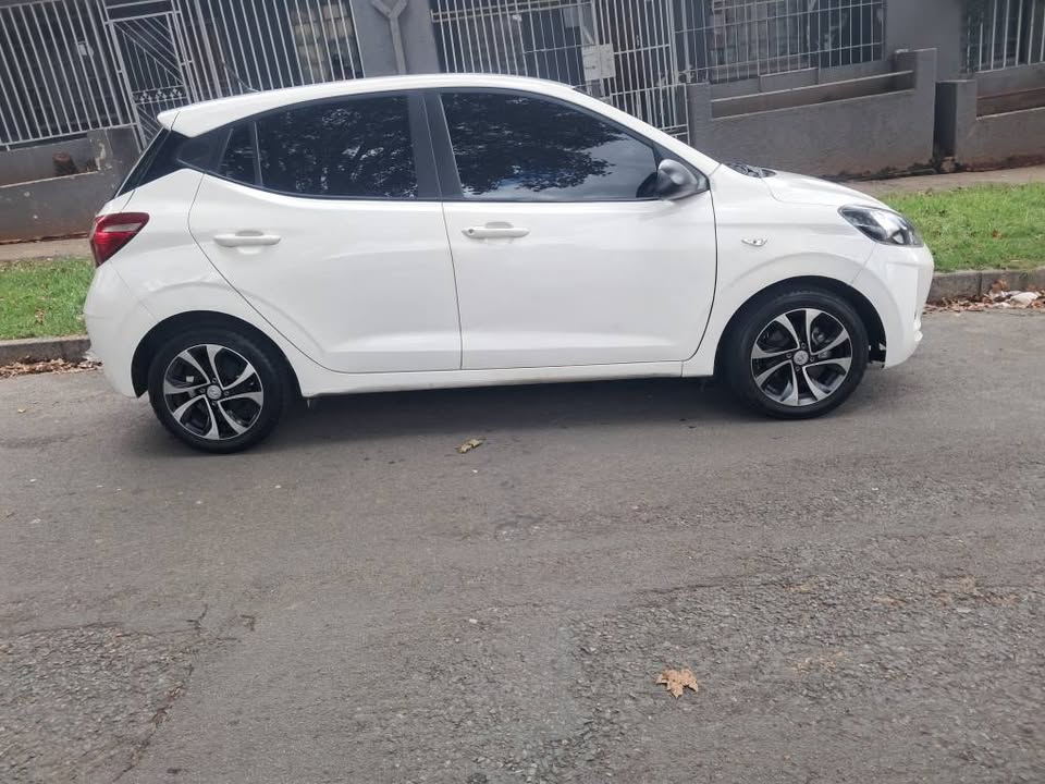 Hyundai i10 grand 1.0 2023