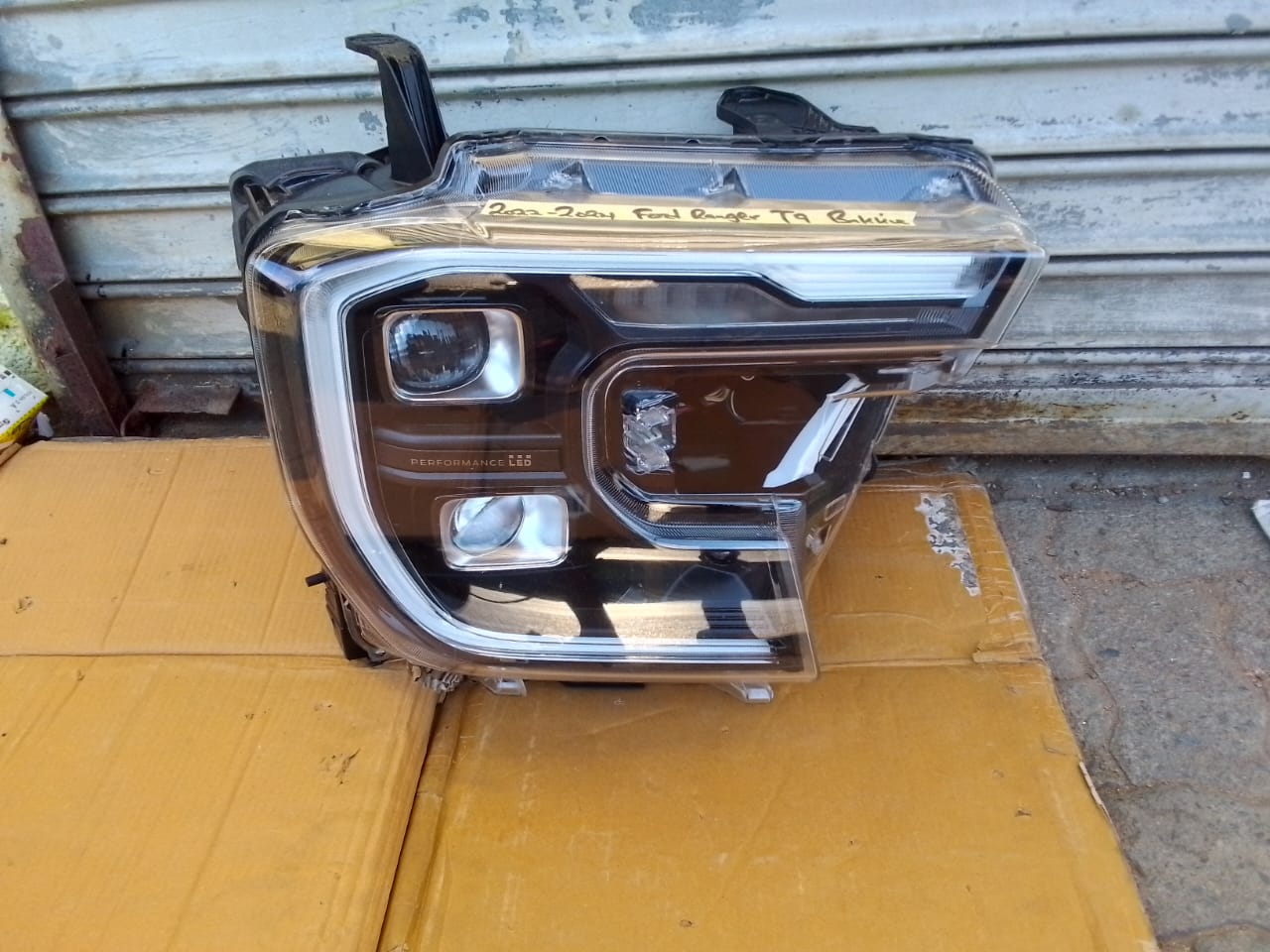 (2022-2024) FORD RANGER T9 RHS LED DOUBLE XENON HEADLIGHT - Private Seller (2022-2024) FORD RANGER T9 RHS LED DOUBLE XENON HEADLIGHT - Private Seller