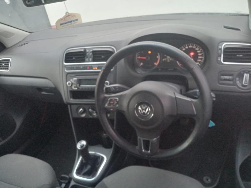 2011 VOLKSWAGEN POLO 1.6TDi COMFORTLINE