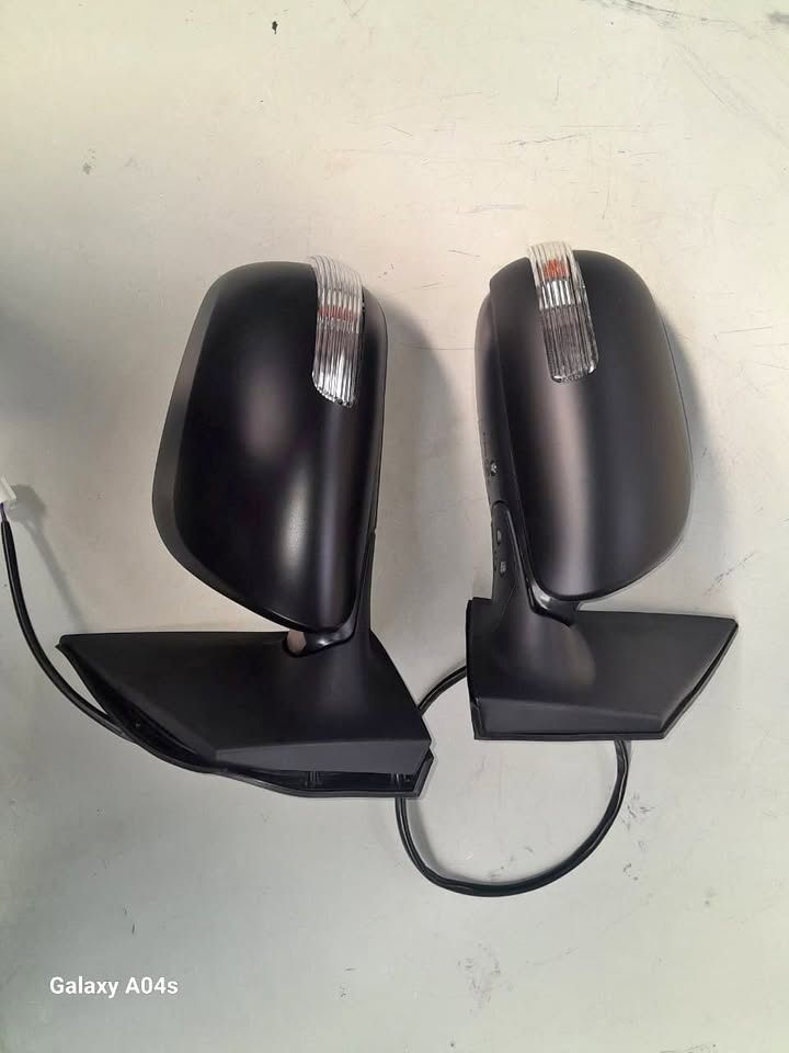 TOYOTA QUEST BOTH SIDES DOOR MIRROR WITH INDICATORS FOR SALE - Private Seller TOYOTA QUEST BOTH SIDES DOOR MIRROR WITH INDICATORS FOR SALE - Private Seller