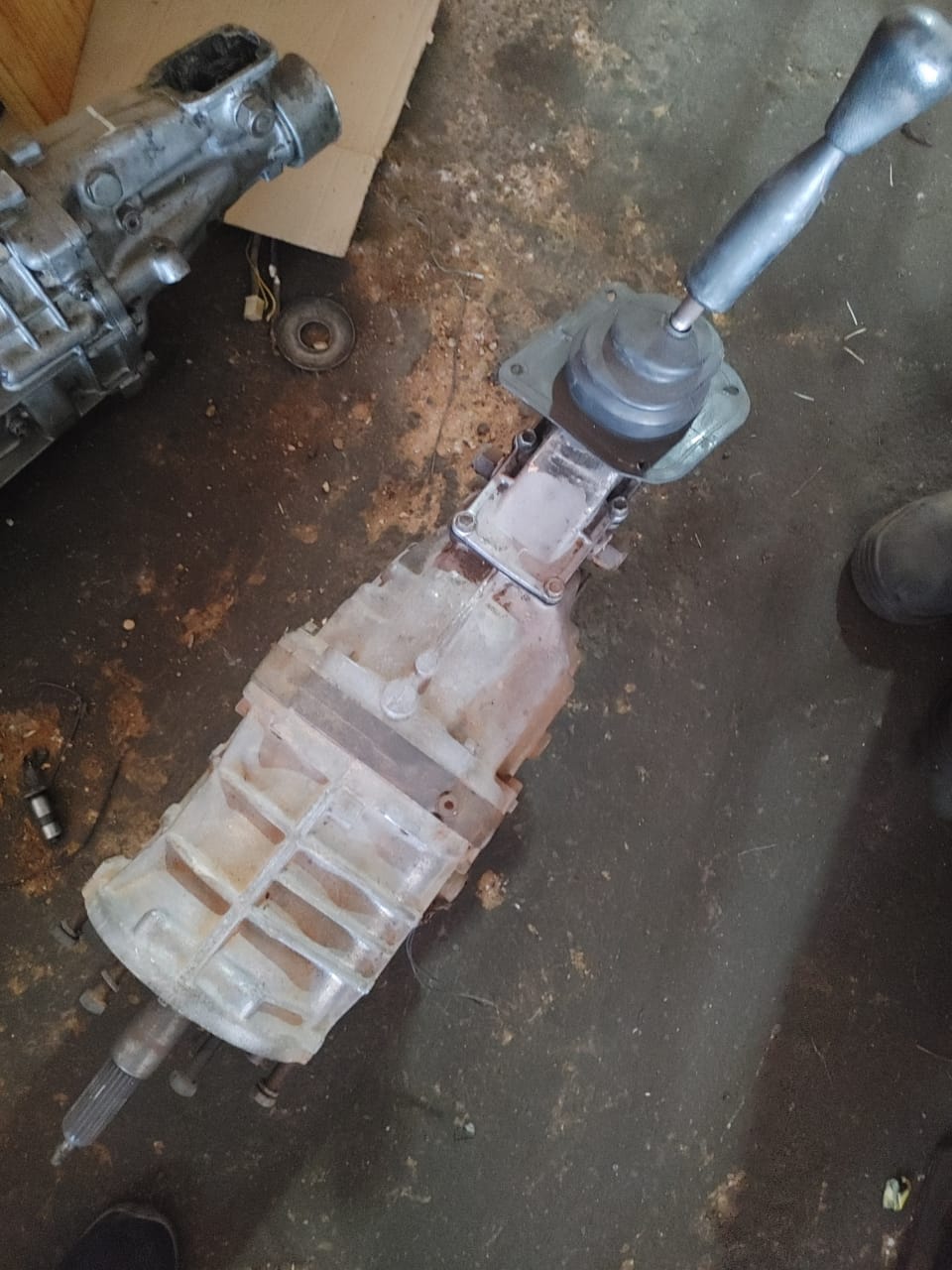 GEARBOX TOYOTA CRESSIDA 5 SPEED FOR SALE
