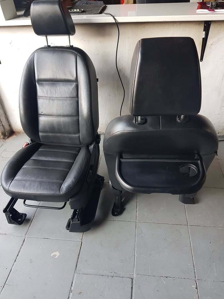 Leather seats Ford Kuga 2012 - Private Seller