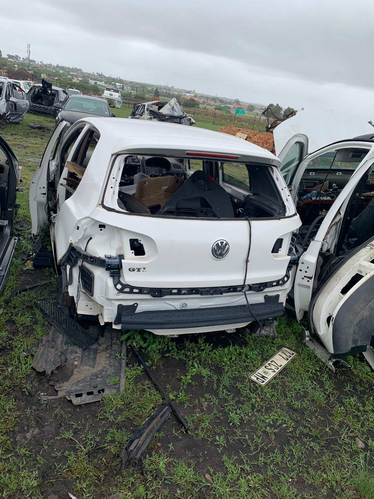 Golf 6 spares and parts - Private Seller Golf 6 spares and parts - Private Seller