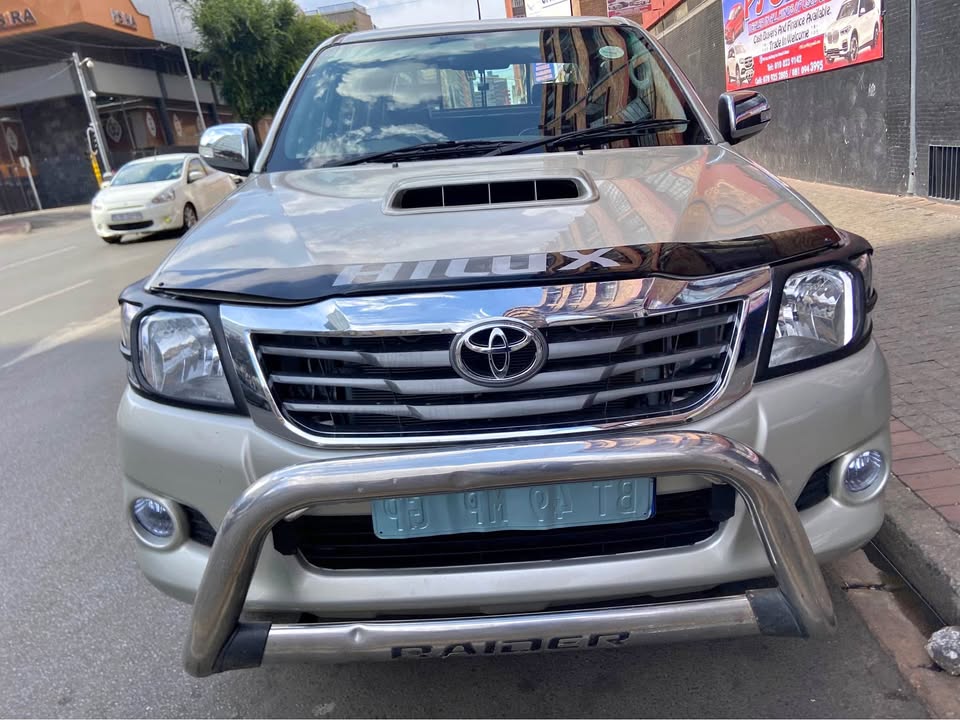 2014 Toyota Hilux 3.0 D4D manual 105.000km 2014 Toyota Hilux 3.0 D4D manual 105.000km