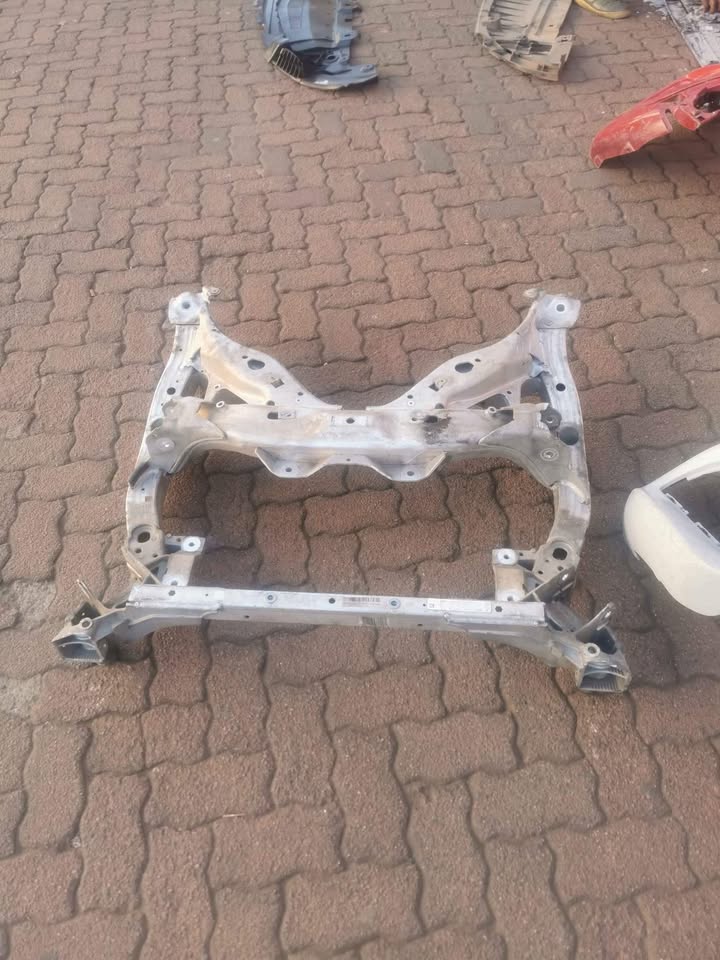 BMW F10 subframe - Private Seller BMW F10 subframe - Private Seller