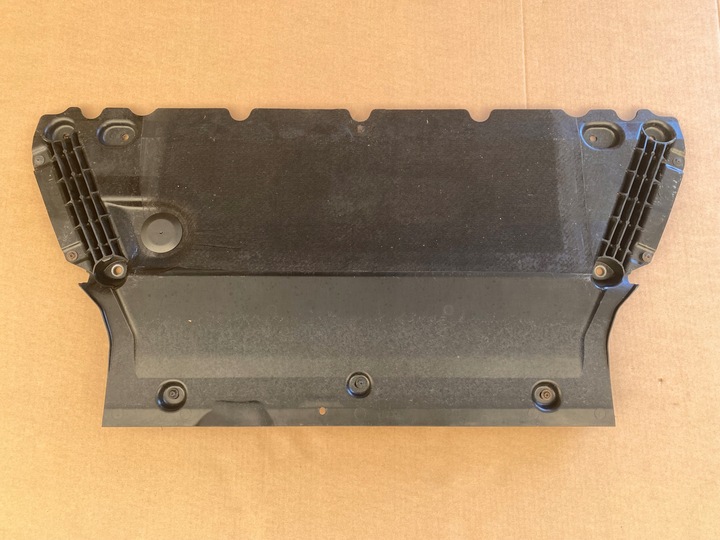 Audi A4 B9 2015–2019 Engine Undertray Shield 8W0 863 821D | OEM Replacement - Private Seller