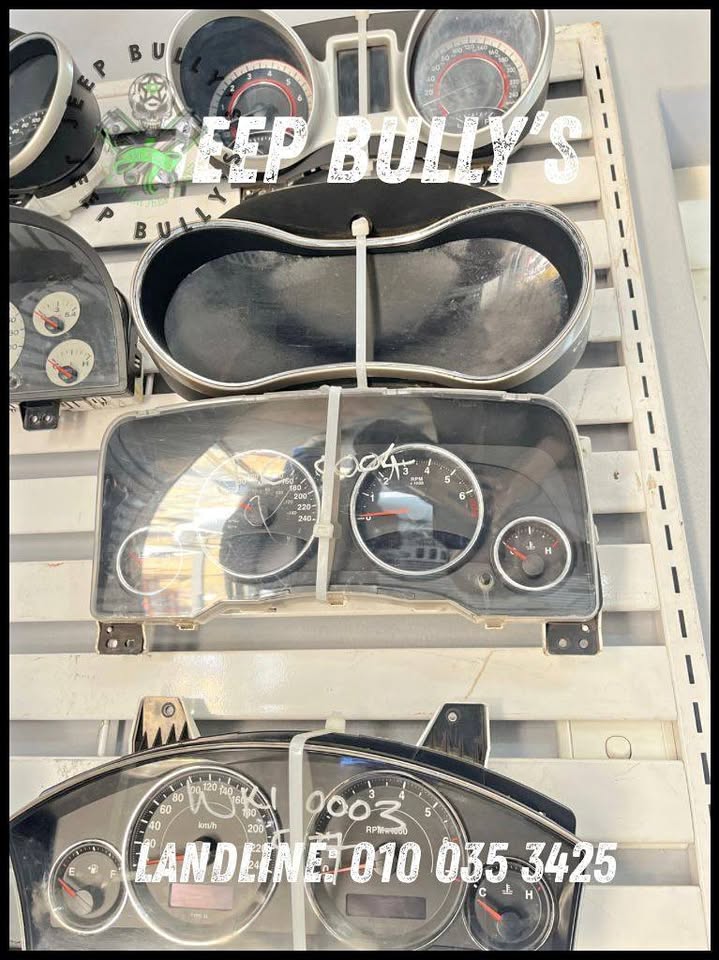 OEM Jeep Instrument Gauge Cluster - Private Seller OEM Jeep Instrument Gauge Cluster - Private Seller